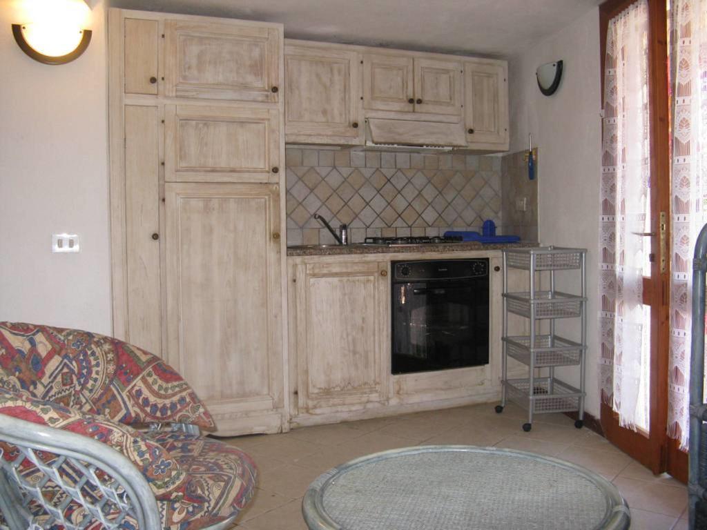Studio Marinedda Isola Rossa Bilik gambar